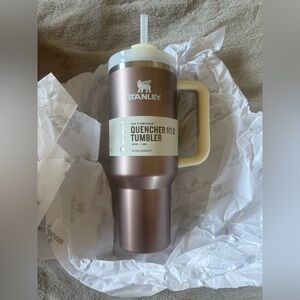 Stanley H2.O Quencher Flowstate Tumbler